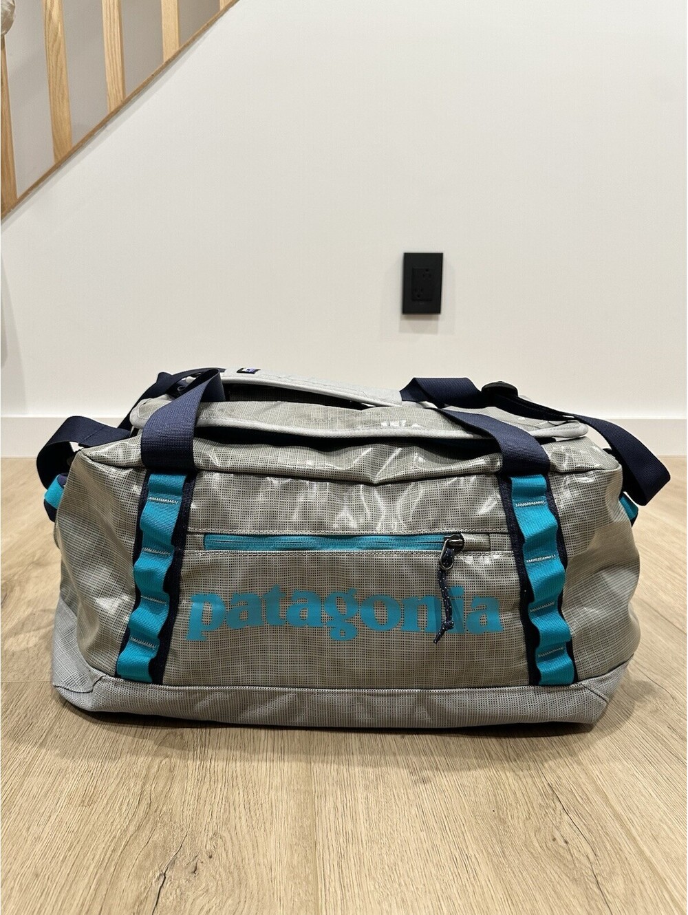 Patagonia Black Hole Duffel 45L Bag Travel Outdoor Luggage 49336 Gray Teal